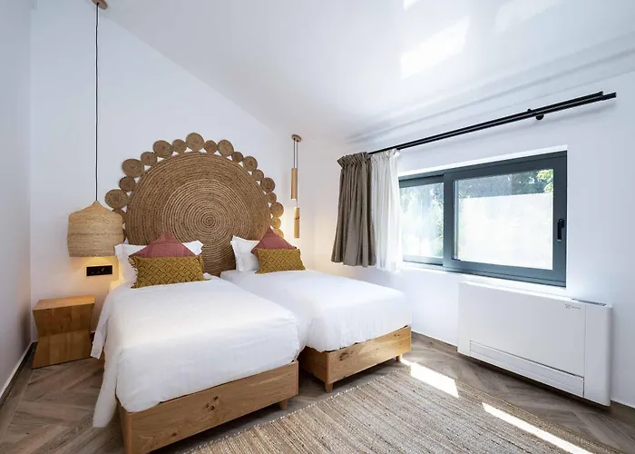 Rastoni بساليدي